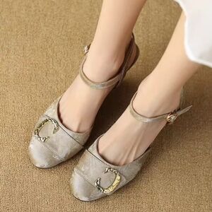women shoes Heels